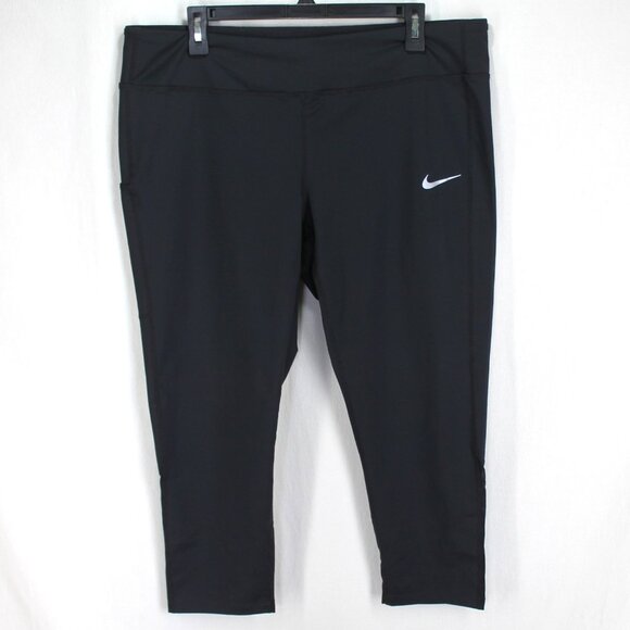 Nike Dri Fit Capri Pants Womens Size 1X Solid Black Pull On Waist - Picture 1 of 6
